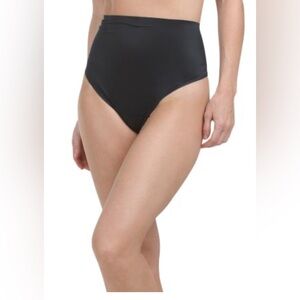 Spanx Shaping Satin Seamless Thong Underwear, Size 3X, New With Tags